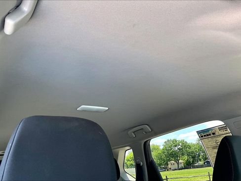 Used 2021 Nissan Rogue S AWD/4WD image 20