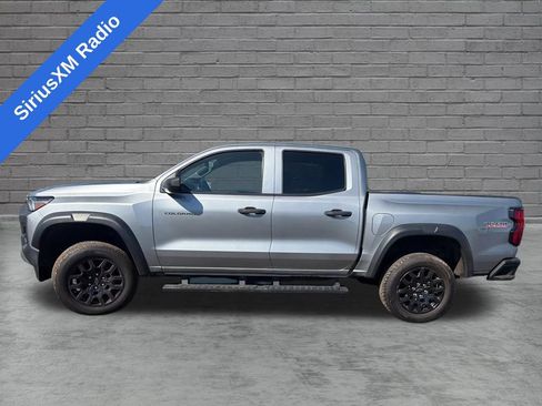 Used 2023 Chevrolet Colorado Trail Boss w/ Advanced Trailering Package AWD/4WD image 4