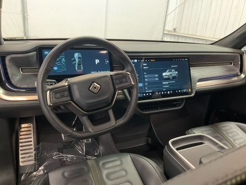 Used 2024 Rivian R1T Adventure AWD/4WD image 4