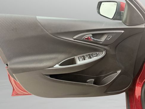 Used 2024 Chevrolet Malibu RS image 23