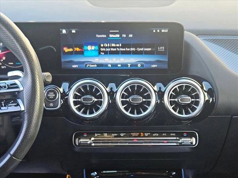 Used 2024 Mercedes-Benz GLA 35 AMG AMG GLA 35 image 13