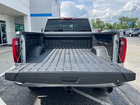 New 2026 GMC Sierra 2500 Denali w/ Denali Reserve Package AWD/4WD image 10