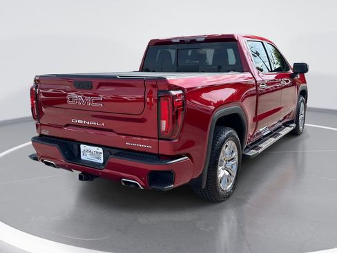 Used 2023 GMC Sierra 1500 Denali w/ Technology Package AWD/4WD image 8
