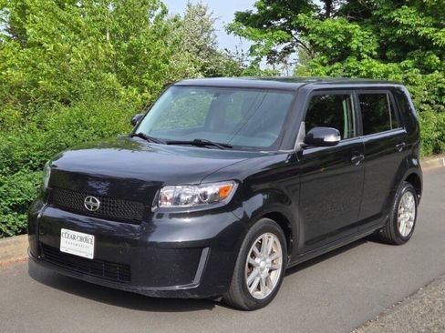 Used 2008 Scion xB FWD image 10