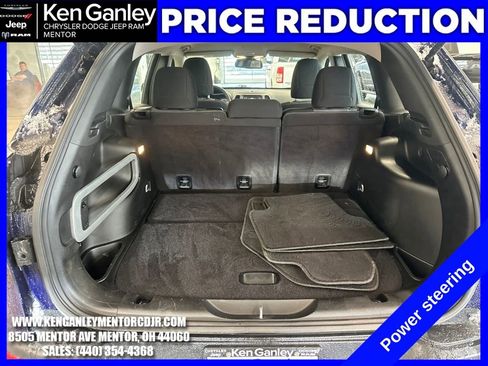 Used 2014 Jeep Cherokee Sport image 21