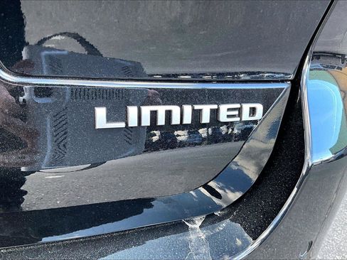 New 2025 Jeep Grand Cherokee L Limited w/ Luxury Tech Group II image 13