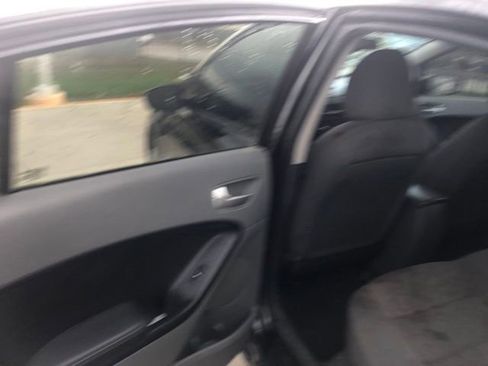 Used 2017 Kia Forte LX image 15