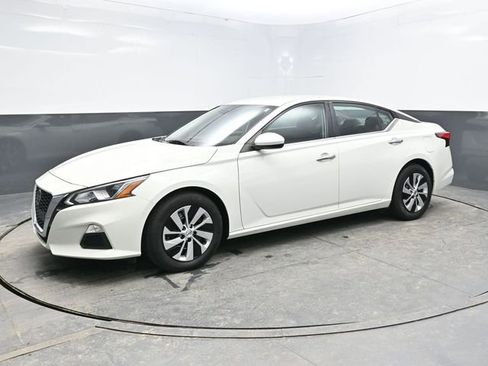 Used 2021 Nissan Altima 2.5 S image 3