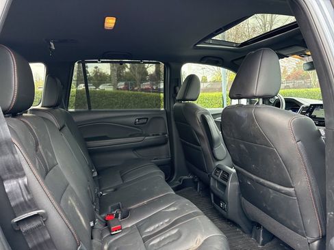 Used 2023 Honda Passport TrailSport image 22