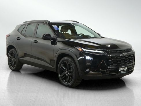 Used 2025 Chevrolet Trax ACTIV w/ Driver Confidence Package image 7