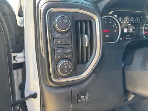 Used 2022 Chevrolet Silverado 1500 High Country AWD/4WD image 19