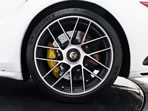 Used 2019 Porsche 911 Turbo S image 32