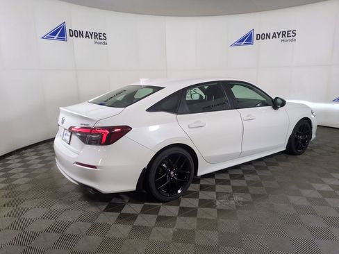 Certified 2025 Honda Civic Sport image 9