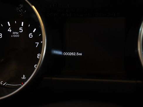 Used 2017 Ford Mustang Shelby GT350R w/ GT350R Equipment Group 920A image 40