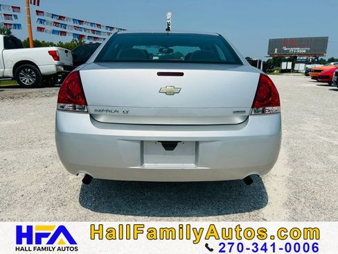 Used 2015 Chevrolet Impala LT w/ LT Sunroof Package FWD image 4
