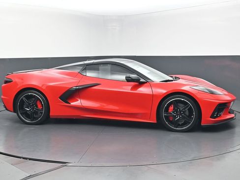 Used 2024 Chevrolet Corvette Stingray Preferred Conv w/ 2LT RWD image 6