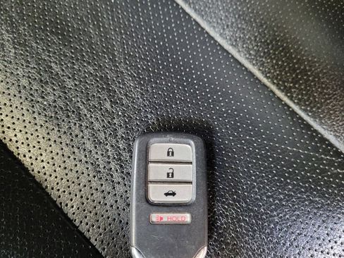 Used 2015 Honda Accord EX-L image 32