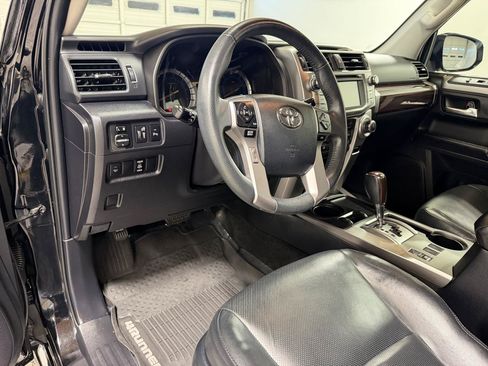 Used 2019 Toyota 4Runner Limited RWD image 10