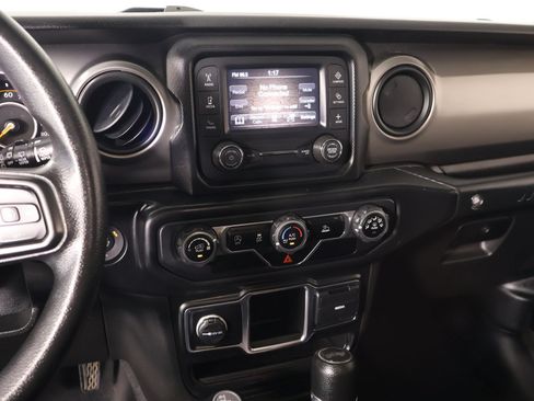 Used 2021 Jeep Wrangler Unlimited Sport AWD/4WD image 5