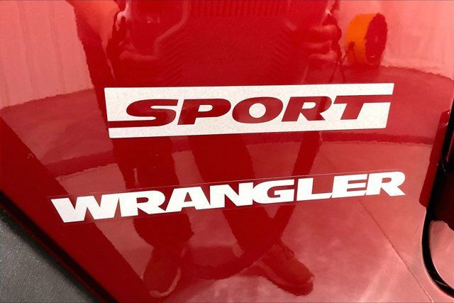 Used 2012 Jeep Wrangler Sport AWD/4WD image 8