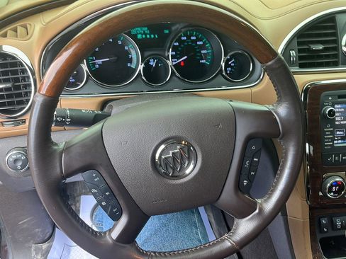 Used 2017 Buick Enclave Leather w/ Trailering Package image 9