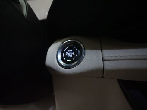 Used 2023 Buick Envision Preferred AWD/4WD image 31