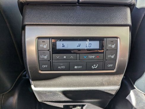 Used 2023 Lexus GX 460 Luxury w/ Sport Design Package AWD/4WD image 30