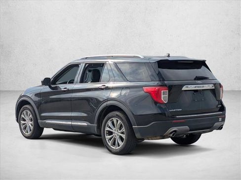 Used 2023 Ford Explorer Limited image 7