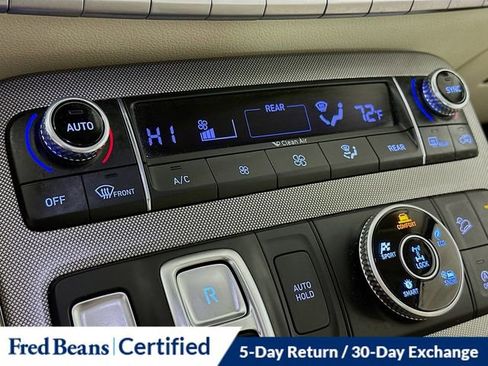 Used 2020 Hyundai Palisade Limited w/ Winter Weather Package image 18