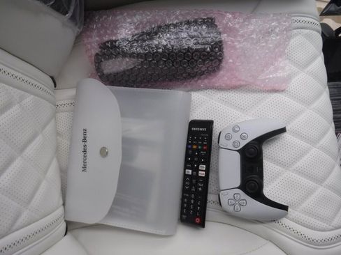 Used 2023 Mercedes-Benz Sprinter 3500 w/ Parking Package image 21