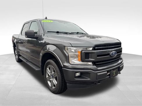 Used 2019 Ford F150 XLT w/ Equipment Group 302A Luxury AWD/4WD image 5