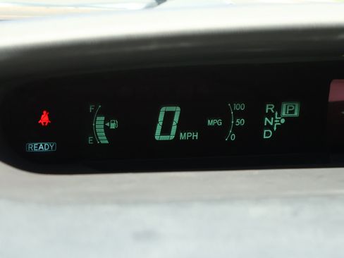 Used 2012 Toyota Prius Two FWD image 12