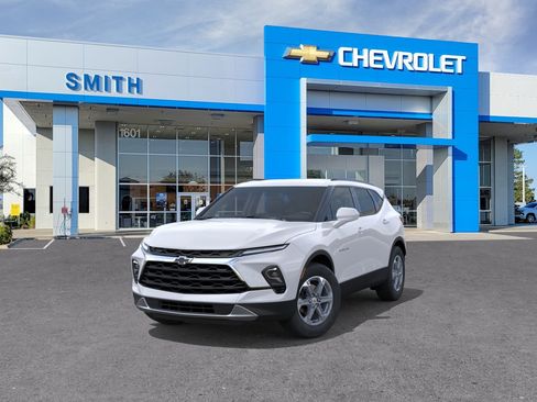 New 2026 Chevrolet Blazer LT w/ Convenience Package FWD image 32