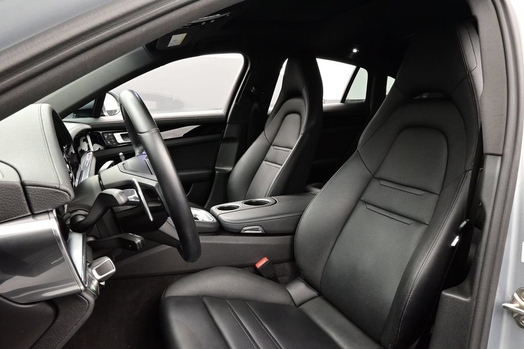 Certified 2023 Porsche Panamera 4 AWD/4WD image 5