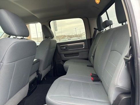 Used 2017 RAM 2500 SLT image 10