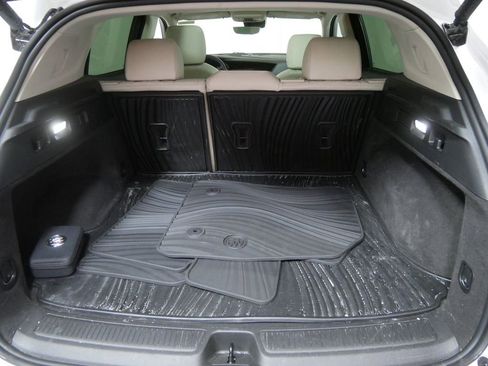 Used 2023 Buick Envision Avenir image 6