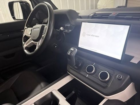 Used 2025 Land Rover Defender 110 S AWD/4WD image 23
