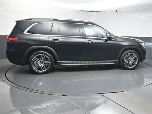 Used 2022 Mercedes-Benz GLS 450 4MATIC image 8