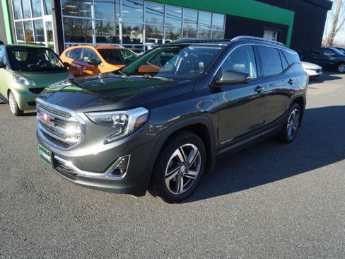 Used 2018 GMC Terrain SLT w/ Preferred Package image 3