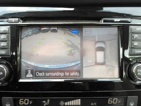 Used 2018 Nissan Rogue Sport SL w/ SL Premium Package FWD image 10