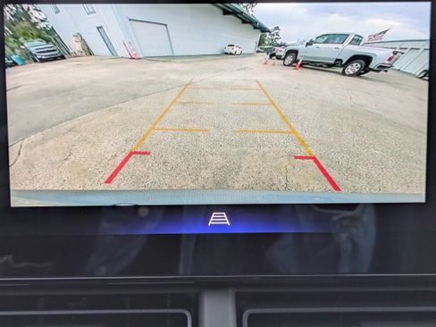 New 2026 Chevrolet Trax LT image 13