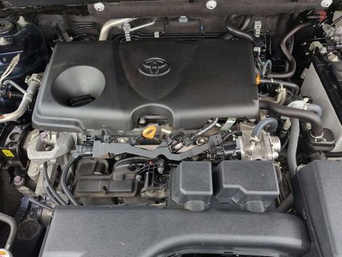 Used 2024 Toyota RAV4 XLE image 31