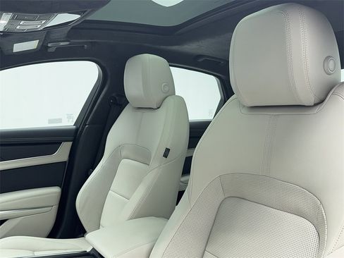 Used 2024 Jaguar XF R-Dynamic SE image 37