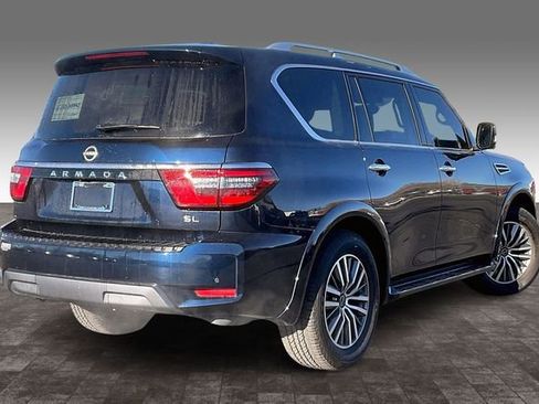 Used 2024 Nissan Armada SL w/ Captain's Chairs Package image 2