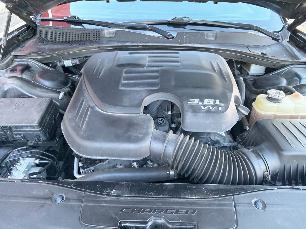 Used 2020 Dodge Charger GT w/ Blacktop Package RWD image 29