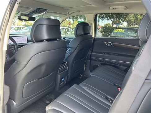 New 2026 Genesis GV80 2.5T Select image 19
