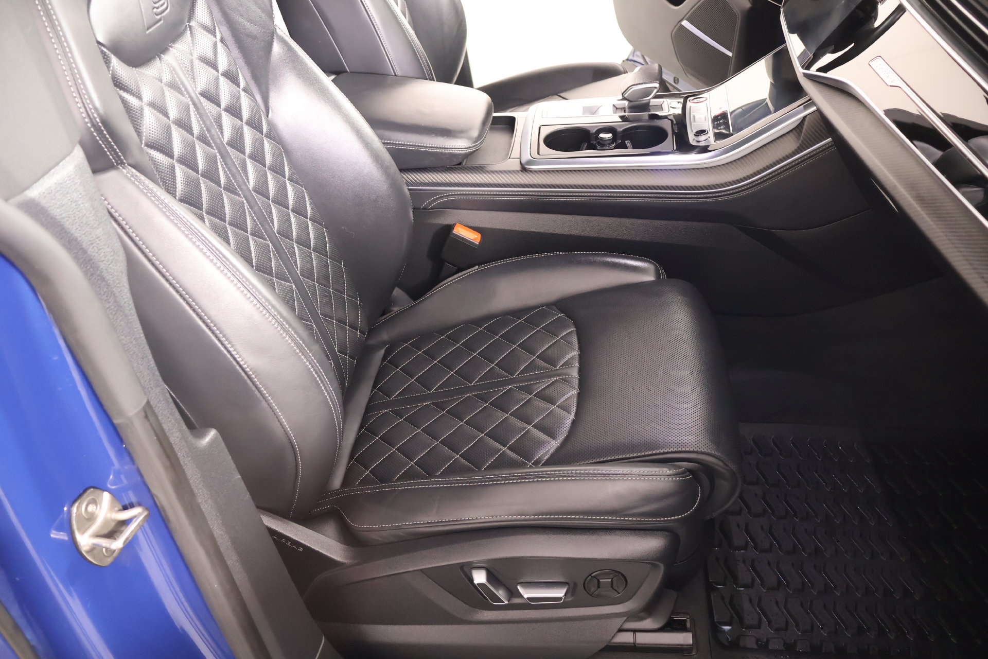 Used 2024 Audi SQ8 Prestige w/ Prestige Package AWD/4WD image 14