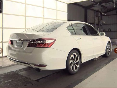 Used 2017 Honda Accord EX-L image 4