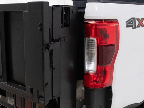 Used 2019 Ford F250 XL w/ Power Equipment Group AWD/4WD image 19