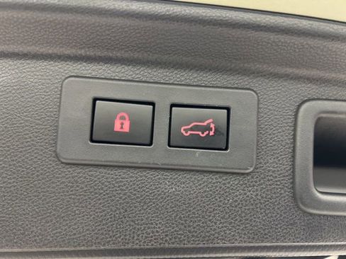 Used 2020 Subaru Forester Limited AWD/4WD image 33